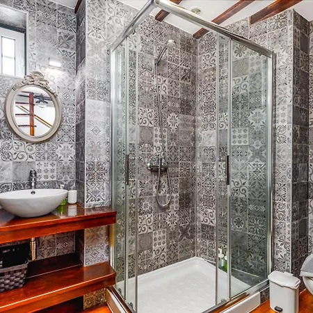Splendid Apartament Alfama-center Apartment